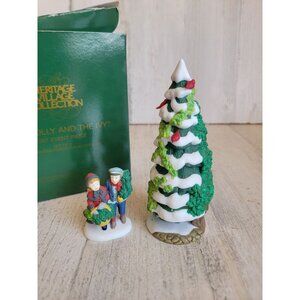 Dept 56 The holly and The Ivy Heritage village collection Xmas